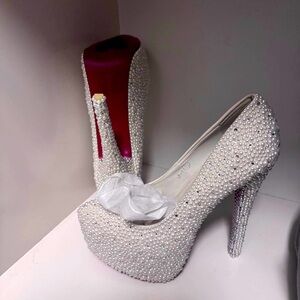 Brand new beautiful heels